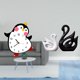 thumbnail image 2 of Reloj de pared silencioso, sin , decorativo, de madera, con forma de pingüino pequeño, figuras de cisne de cerámica, esculturas de ciervo hechas, 2 of 8