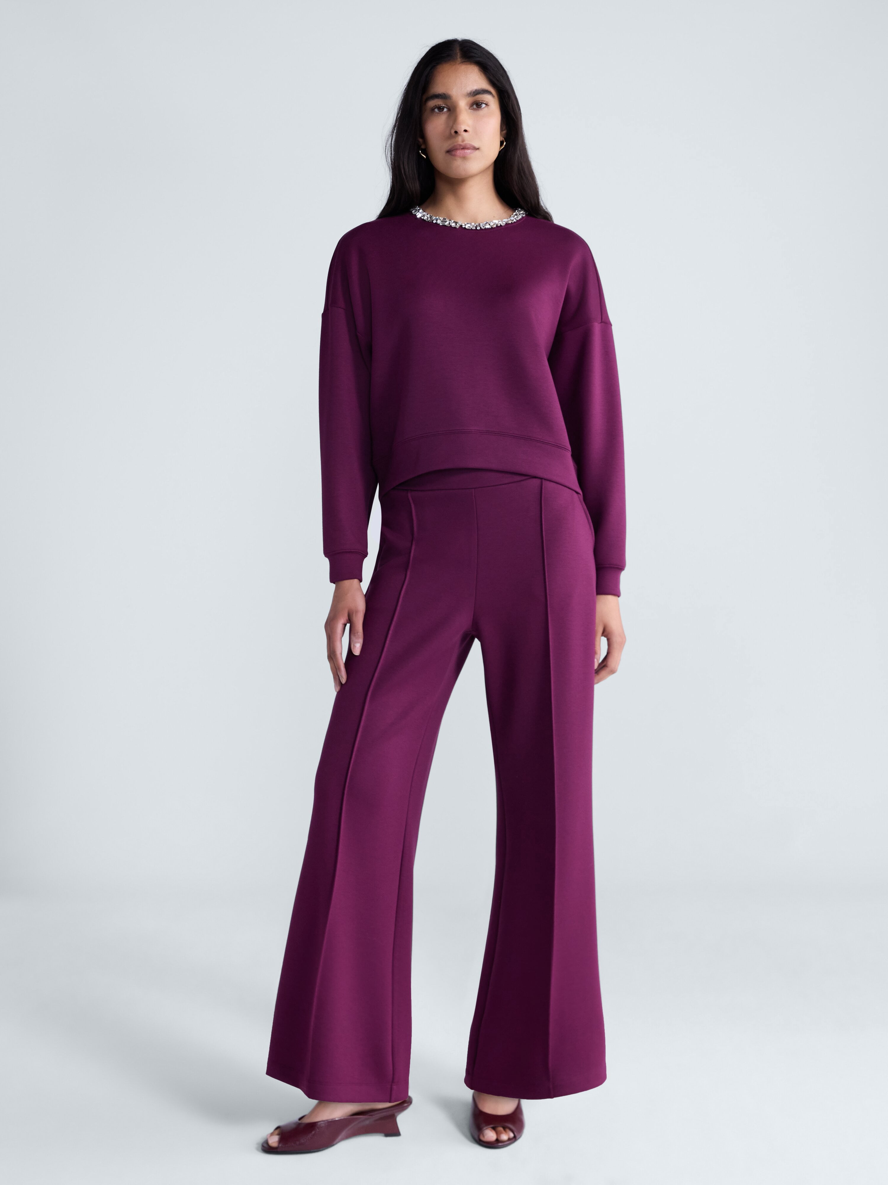 Scoop Women’s and Women’s Plus New Scubaknit Seamed Sweatpants, Regular and Short Lengths, Sizes XS-4X