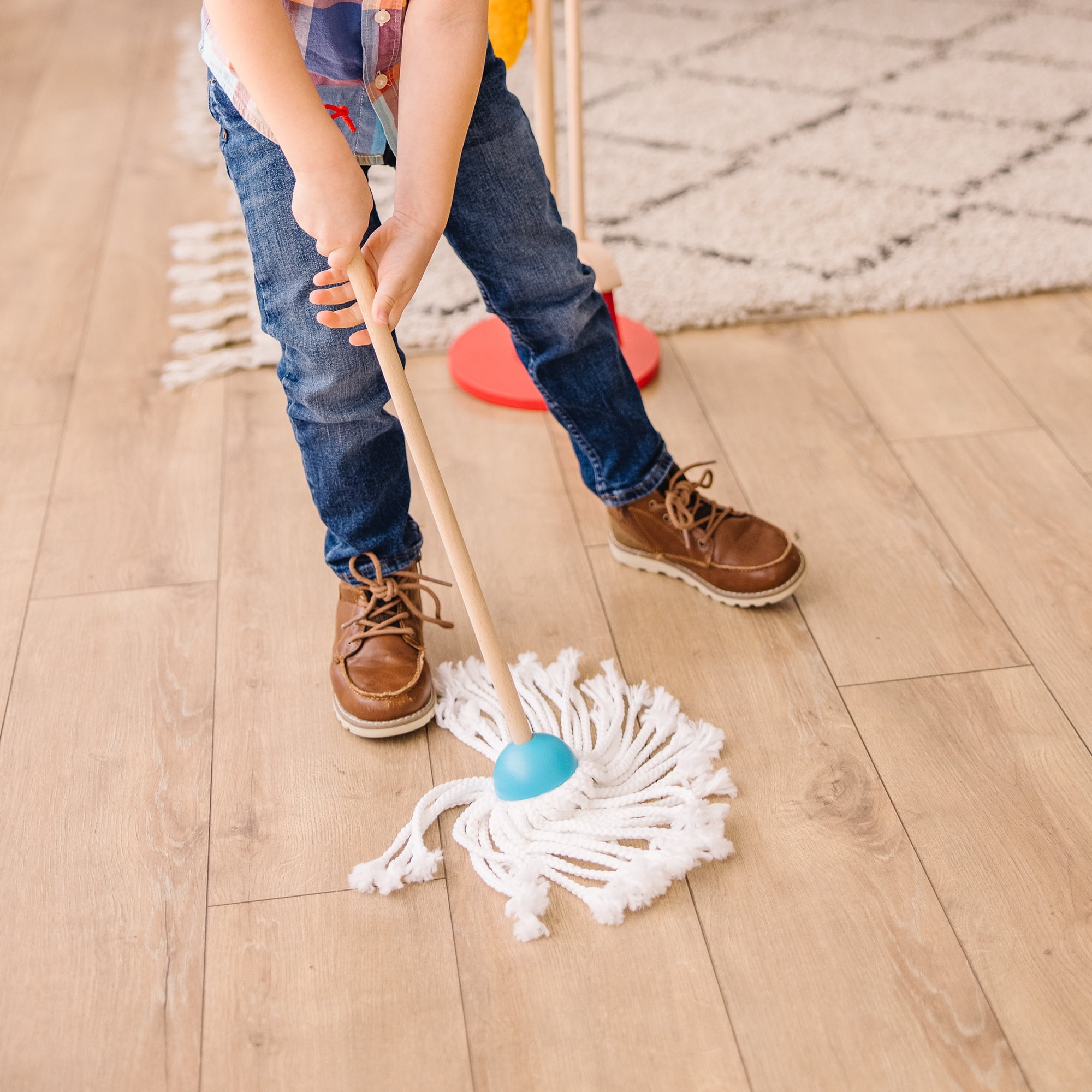 Melissa & Doug Neat & Tidy Housekeeping Wooden Cleaning Play Set for Boys and Girls Ages 3+ - FSC Certified