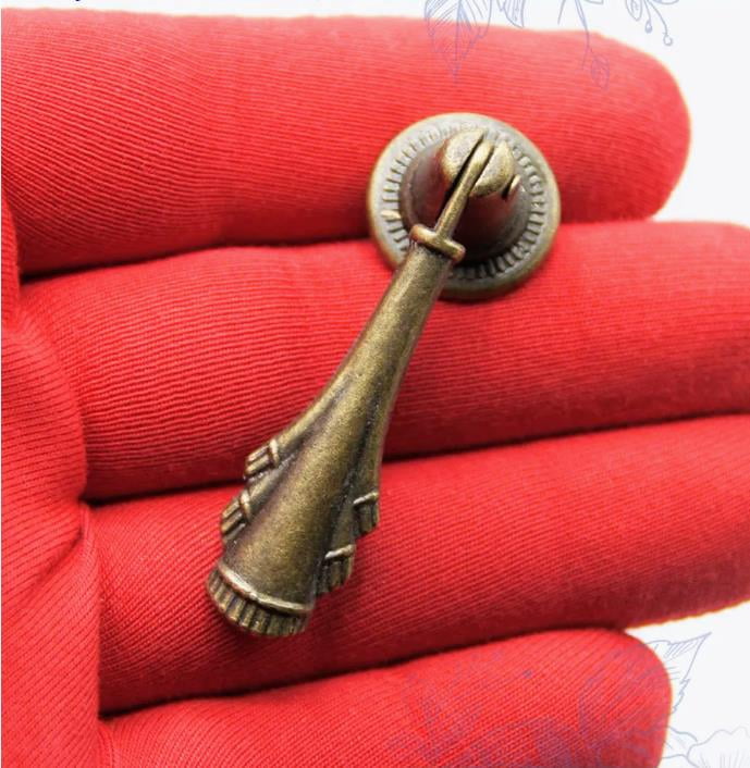 Antique Finish 4pcs Vintage Bronze Zinc Alloy Cabinet Handles - Ornate Design Polished Metal Knobs for Dressers, Wardrobes & Kitchen Cupboards