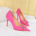 thumbnail image 3 of Zapatos de tacón alto de moda para banquetes con tacones finos, de boca poco profunda, puntiagudos, de satén, con botones de diamantes de imitación de metal para mujeres, 3 of 5