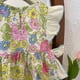 thumbnail image 3 of Vestido sin mangas con estampado de flores y orejas de madera con lazo doble para niña de verano, 3 of 6