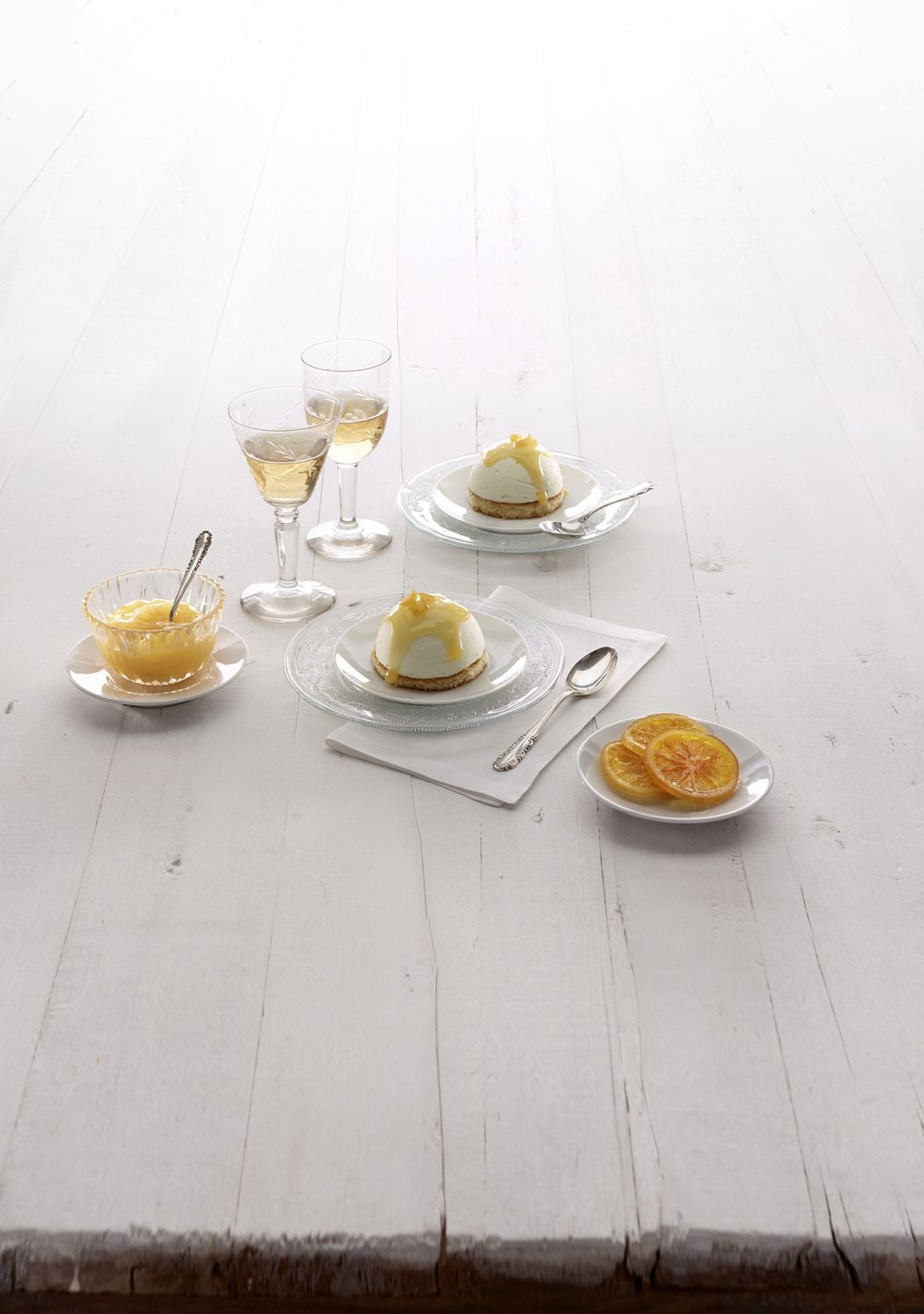 Moule demi-sphère en rouge de Lekue