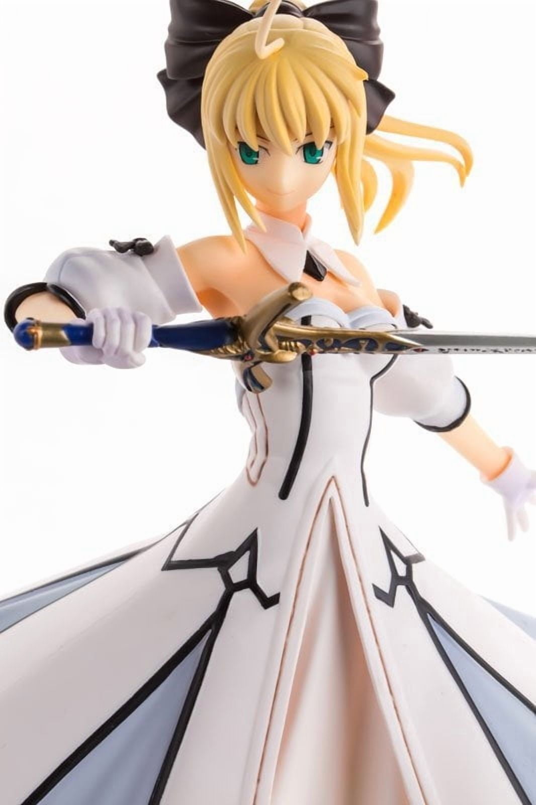 New Fate/stay night Saber (combat Ver) Character Anime Model Statue Action Figures Desktop Ornament Popular Decorations Fan Souvenirs Creative Gift Collectable