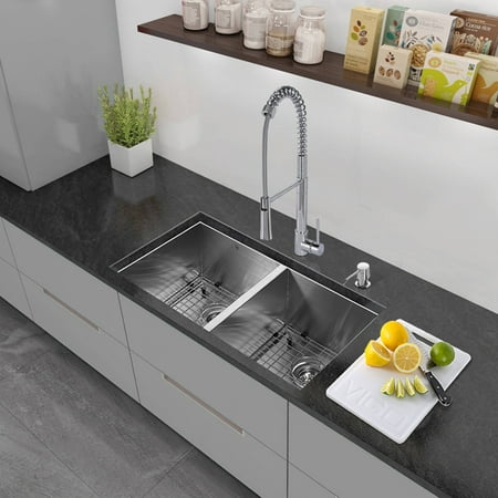 Vigo All In One 32 Stainless Steel Undermount Kitchen Sink And Laurelton Chrome Faucet Set