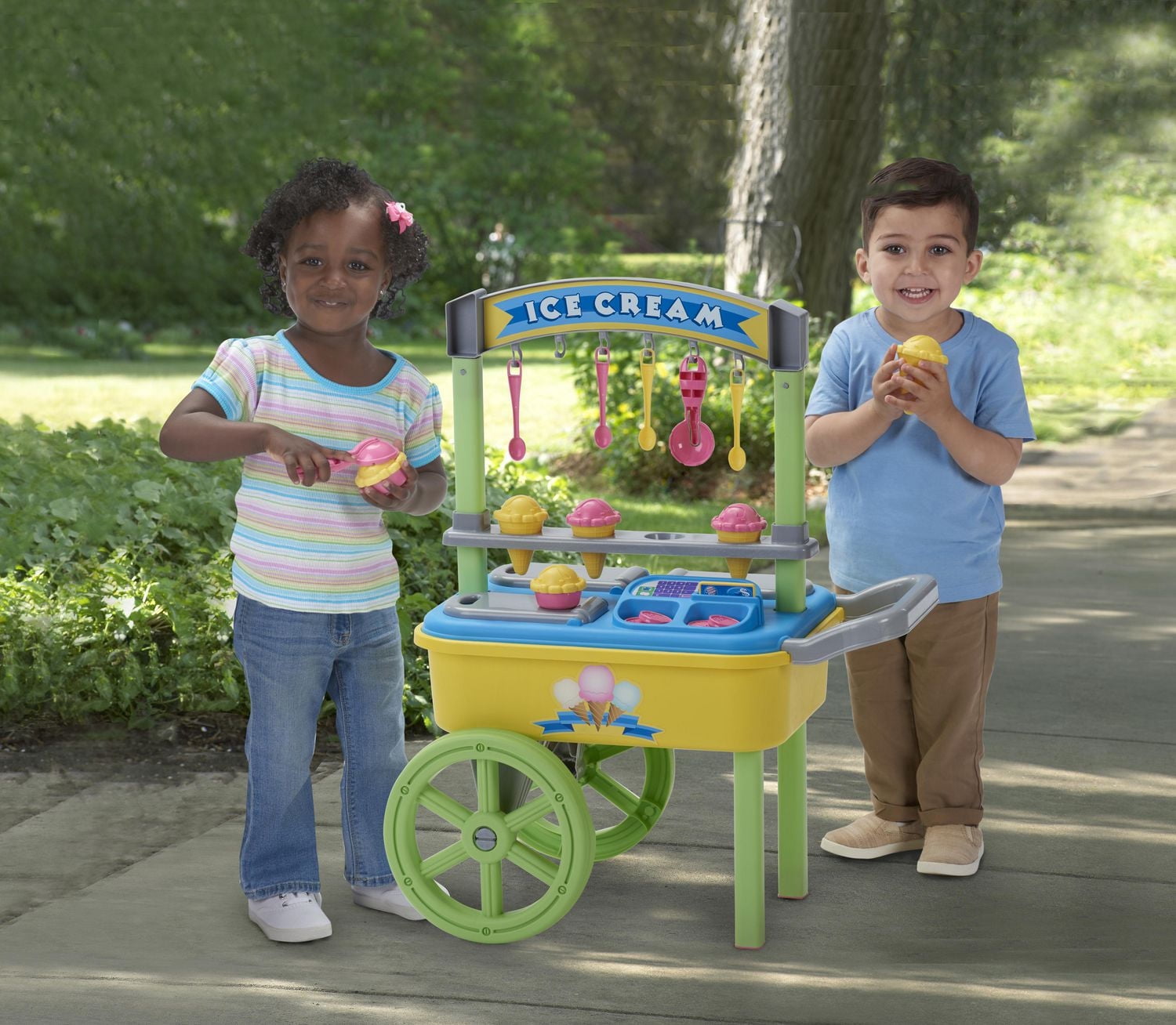 American Plastic Toys My Very Own Ice Cream Cart