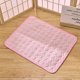 thumbnail image 4 of Estera De Enfriamiento Estera de enfriamiento Manta para mascotas Suministros para almohadillas para dormir para perros y gatos (70 * 55 cm) Rosa, 4 of 6