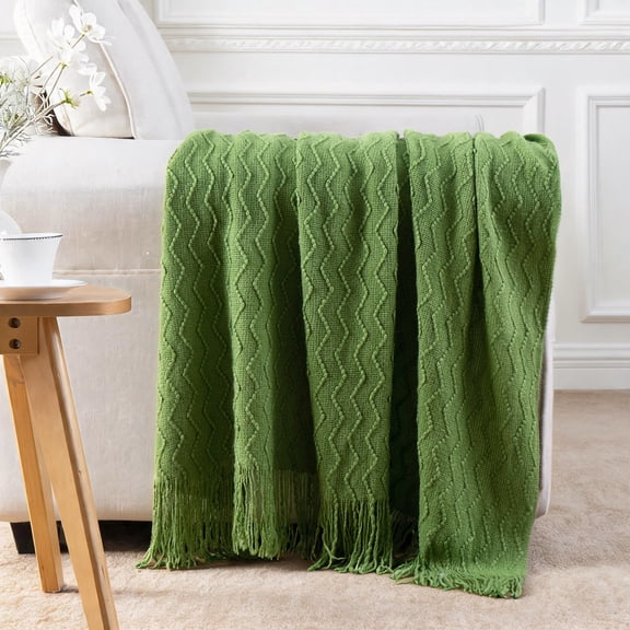 Battilo Green Textured Throw Blanket, Lightweight Spring Decor Blanket for Living Room, 50"x60"