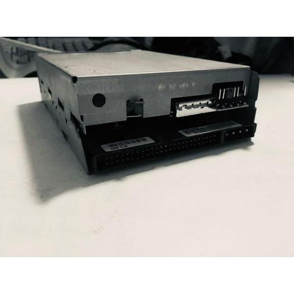 Tape backup, s/n 3240e06648, (15-tb)