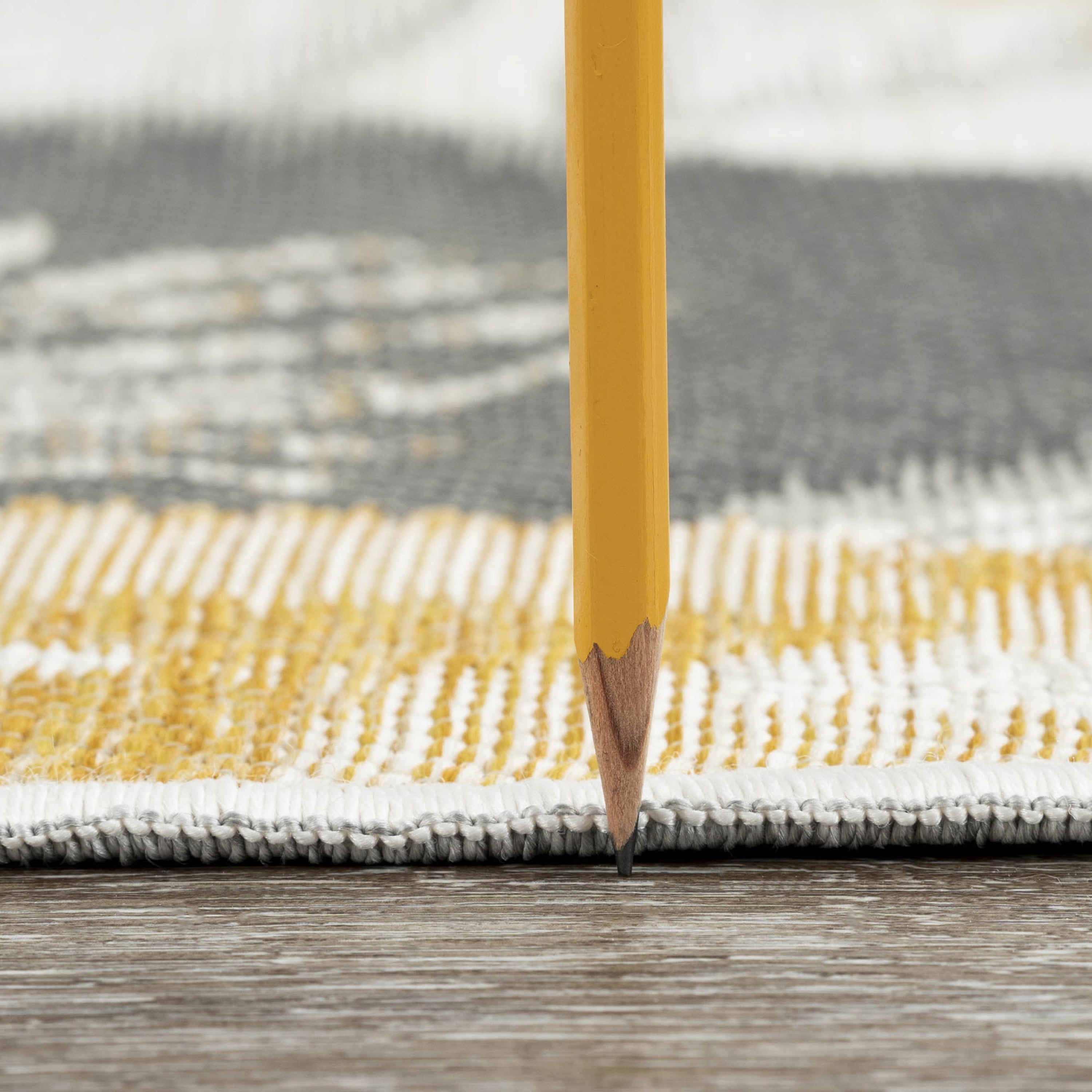 Bliss Rugs Floral Indoor Outdoor Rug Reversible Runner Rug for Patio, Hallway, Entryway, Deck, Cream ,2' x 8'