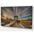 thumbnail image 2 of Promenade sur Pont de Brooklyn, 2 of 3