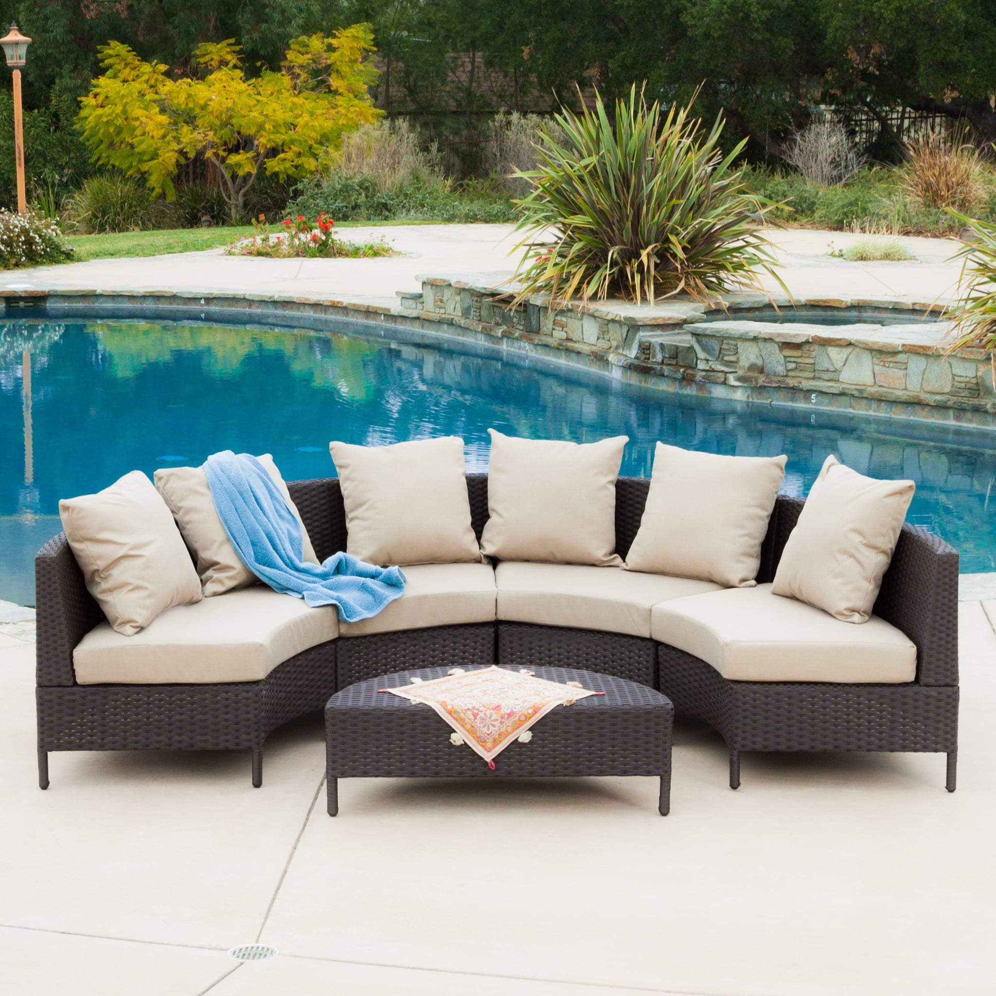Miggy Outdoor 5-piece Dark Brown Wicker Lounge Set by NFusion