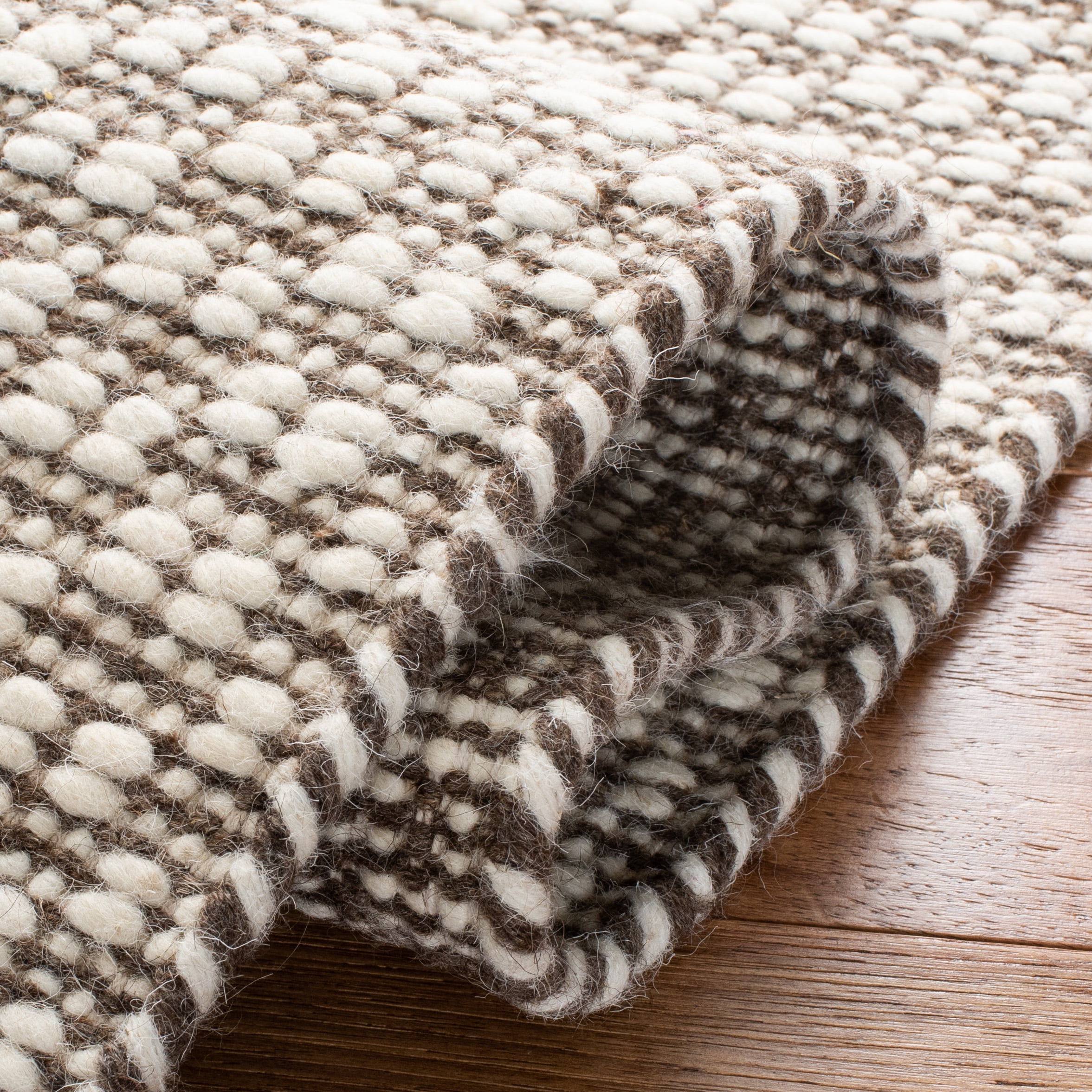 Safavieh Kilim Coretta Geometric Area Rug, Light Brown/Ivory, 6' x 9'