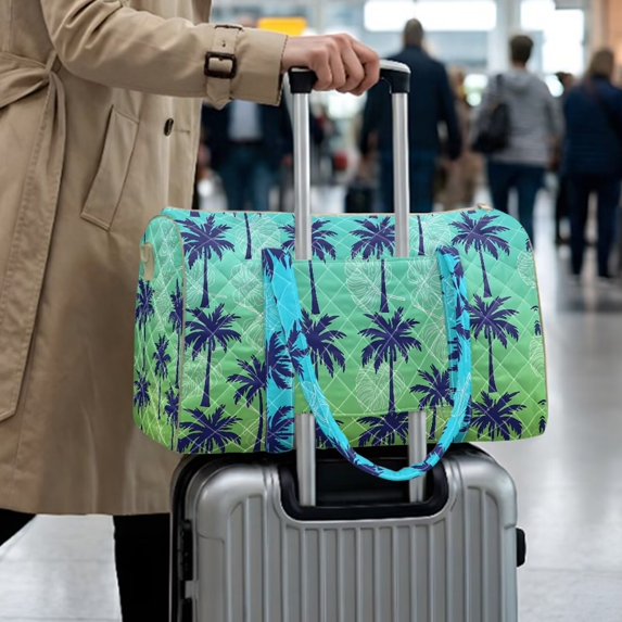 Garronmavis Large Quilted Duffle Bag for Women, Tropical Palm Tree Pattern Bag Weekender Bag Overnight Carry On Travel Bag with Luggage Sleeve for Gym, Travel