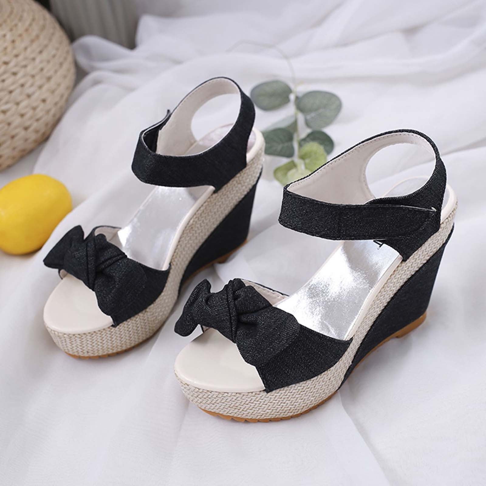 Sandales Alaïa métalliques argentées cloutées GLADIATOR 38