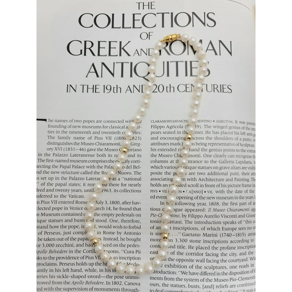 Striking Genuine Akoya Pearl Necklace at an Excellent Price