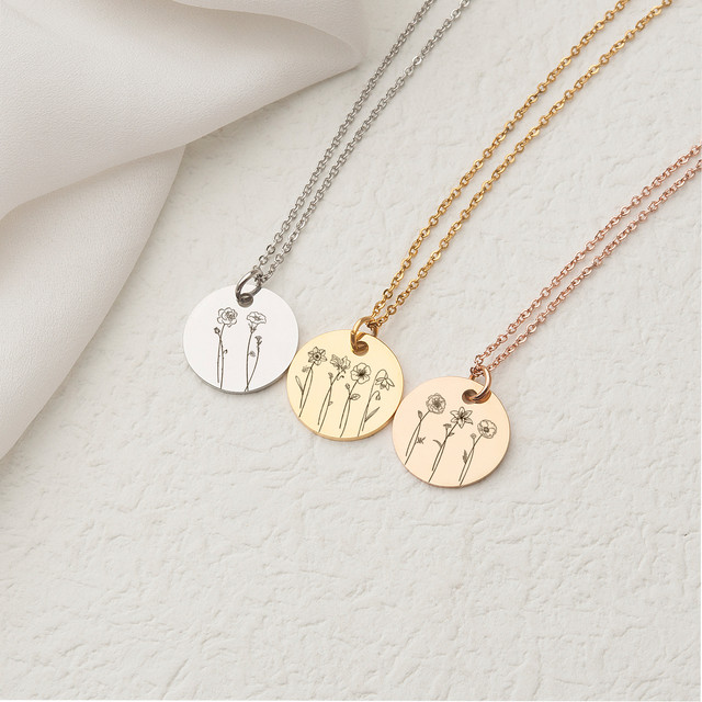 Combined Birth Flower Necklace - Birth Flower Necklace Custom - Combined Birth Flower Necklace Personalzied - Family Necklace Gift for Mom