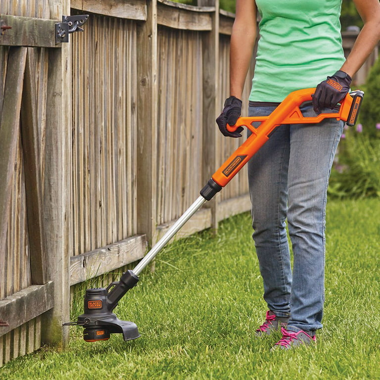 BLACK+DECKER 20V MAX Lithium Sweeper (LSW221): Product Review