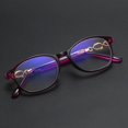 thumbnail image 2 of Gafas de moda para mujer con borde prensado anti luz azul con incrustaciones de metal y cómodo revestimiento de resina, gafas de borde prensado con marco grande, 2 of 5