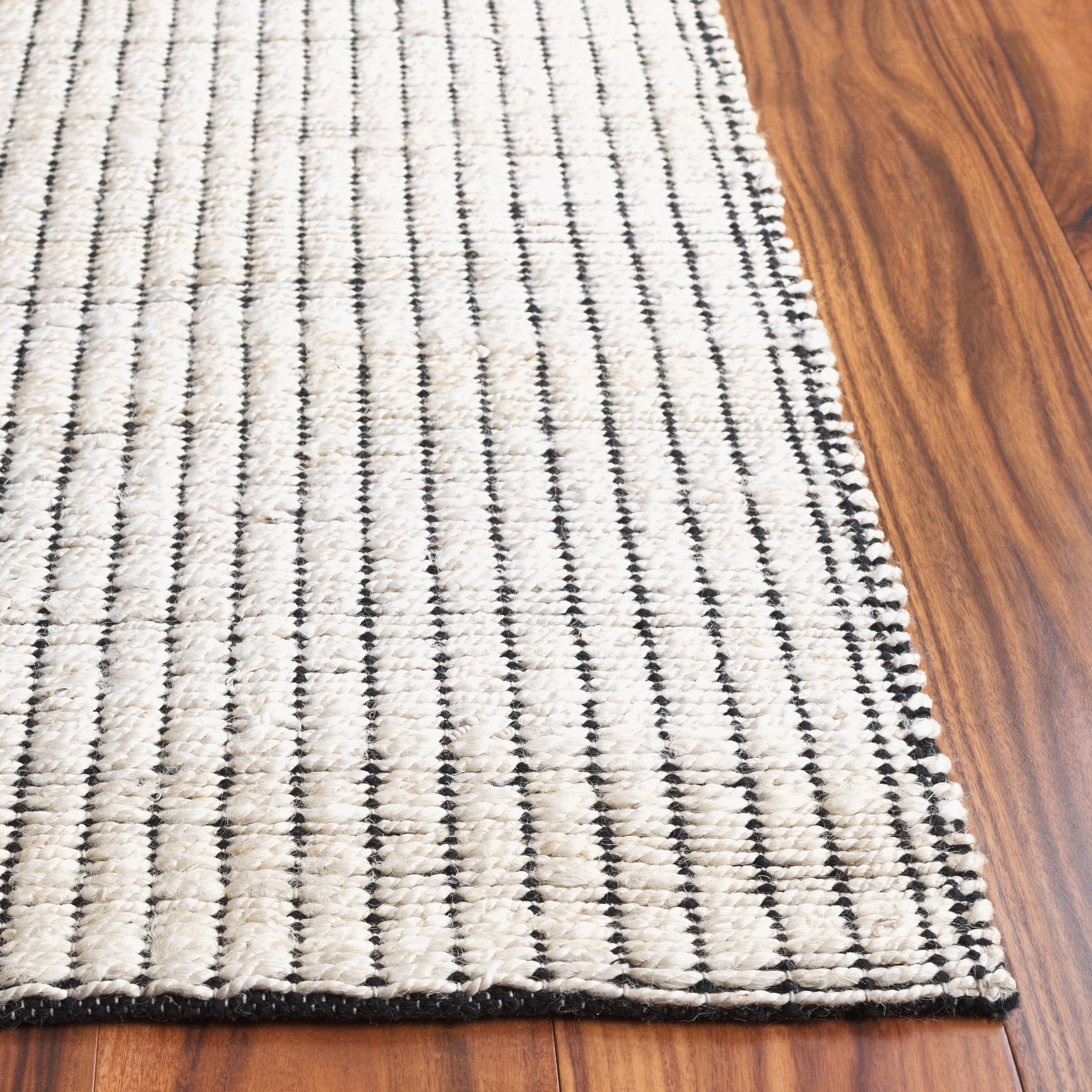 SAFAVIEH Natural Fiber Madeline Striped Area Rug, Ivory, 5' x 8'