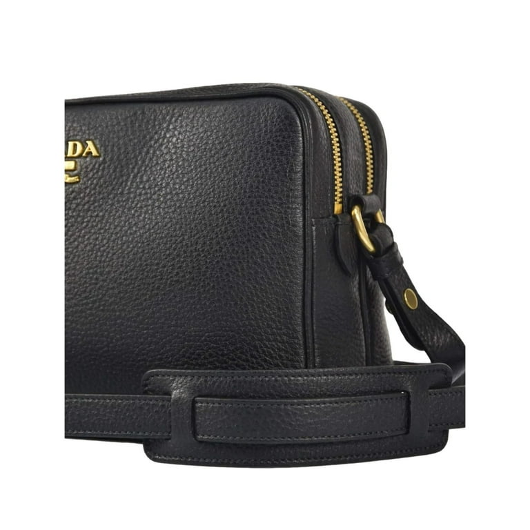 Prada Vitello Phenix Argilla Gray Leather Logo Plaque Crossbody Bag – Queen  Bee of Beverly Hills