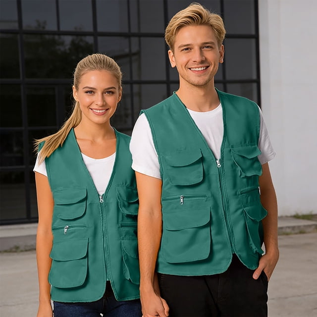 Men's Outerwear Vest for Daily Wear with 3D Pocket Layout Functional Construction Layering and Versatile Utility