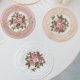 thumbnail image 1 of Mantel individual aislante con encaje Esterilla redonda de poliéster Beige rosa blanco 4,6 pulgadas • Decoración de mesa con encaje bordado en rosas • Decoración de mesa con copa caliente, 1 of 6