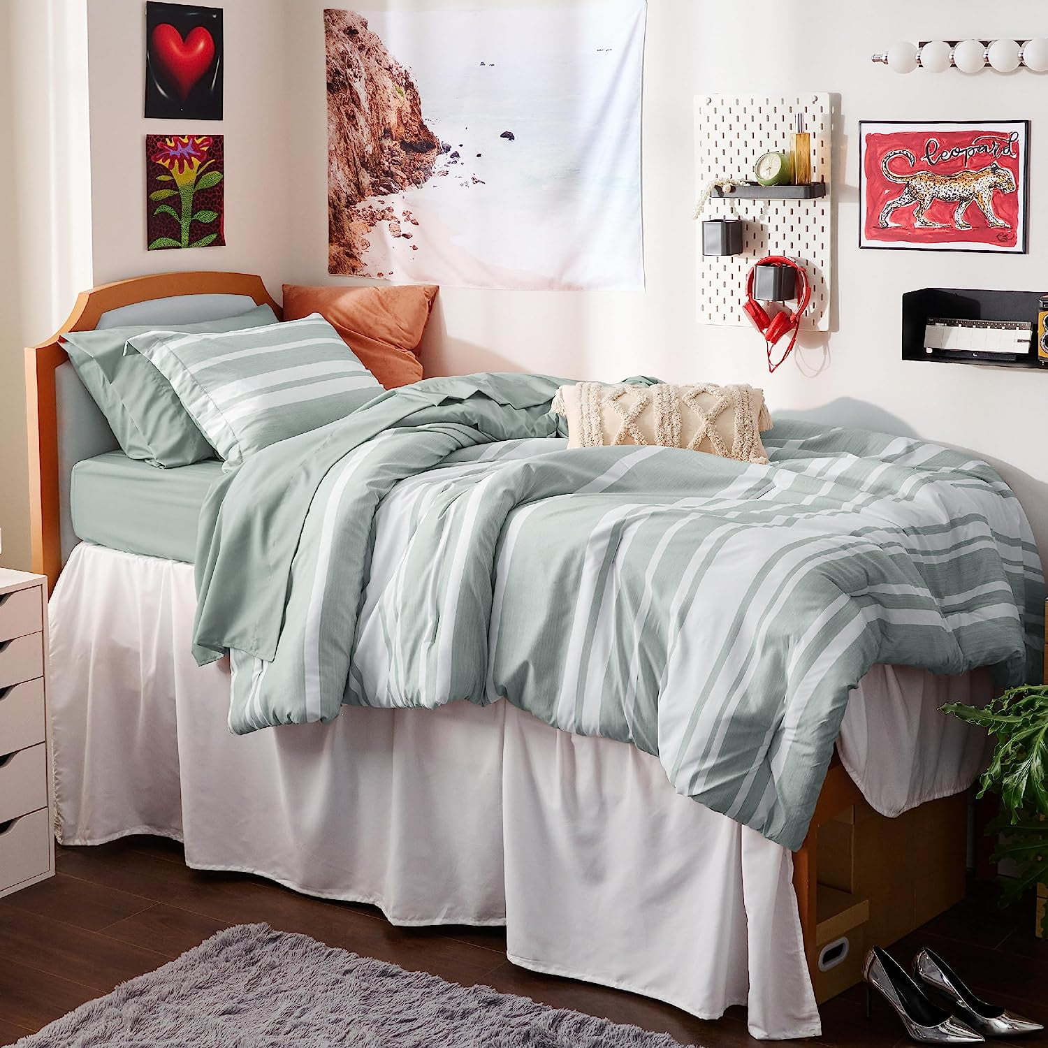 U by Bedsure Full Comforter Set, 7 Pieces Sage Green Striped Bedding Sets All Season, Bed in a Bag with Comforter, Sheets, Pillowcases & Shams