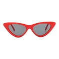 thumbnail image 3 of Gafas de sol para mujer Gafas de sol de moda para conducir Ligeras y cómodas Gafas de sol triangulares para mujer para acampar Accesorios de disfraces Rojo Yinane gafas de sol de mujer, 3 of 8