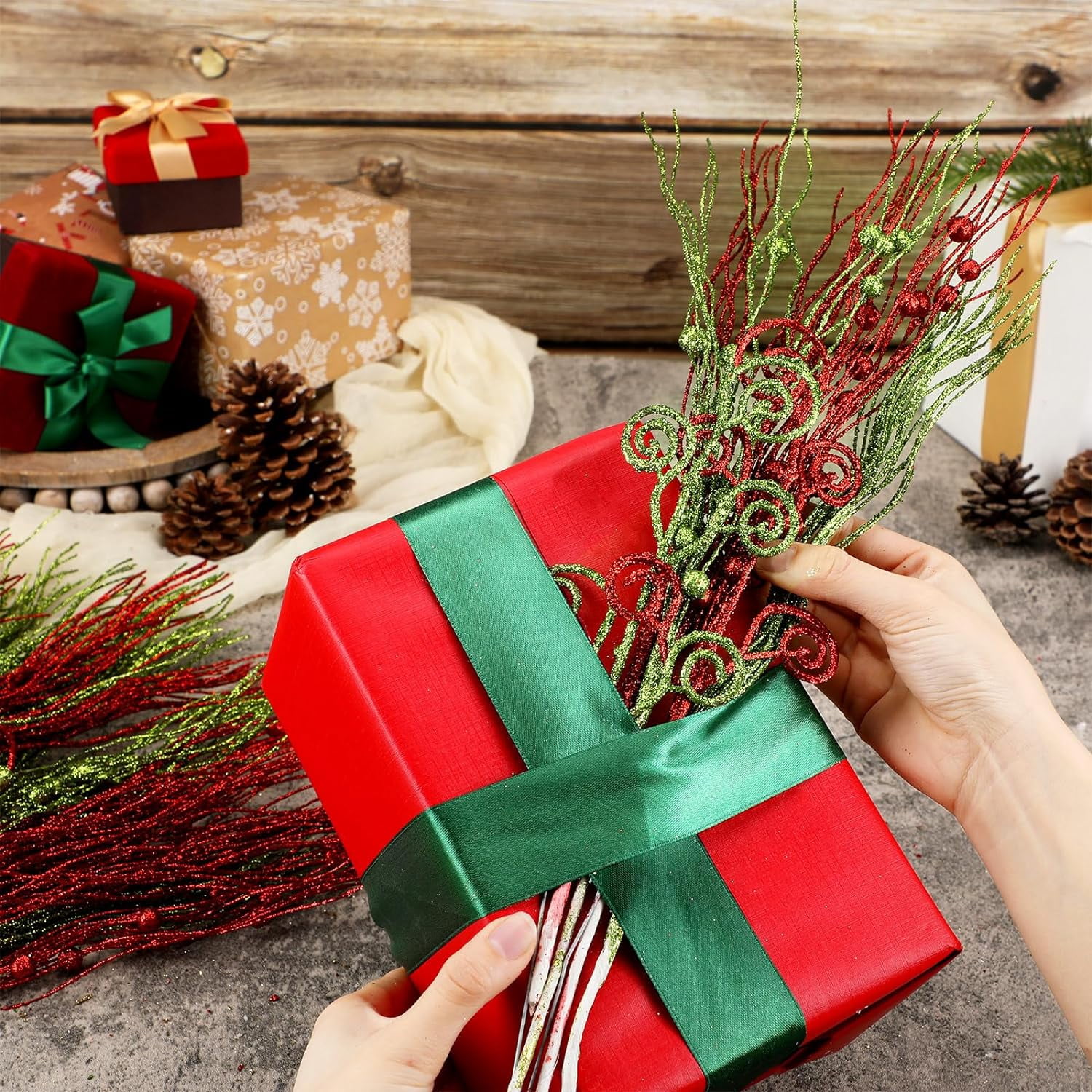 24 Pcs Christmas Red Green Artificial Glitter Curly Berry Stems Ornaments, Fake Christmas Candy Picks, Decorative Glitter Sticks Branches, for Xmas Tree Wreath Crafts Vase Filler Home