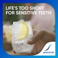 thumbnail image 2 of Pasta de dientes Sensodyne Repair and Protect Whitening 100 ml x2, 2 of 8