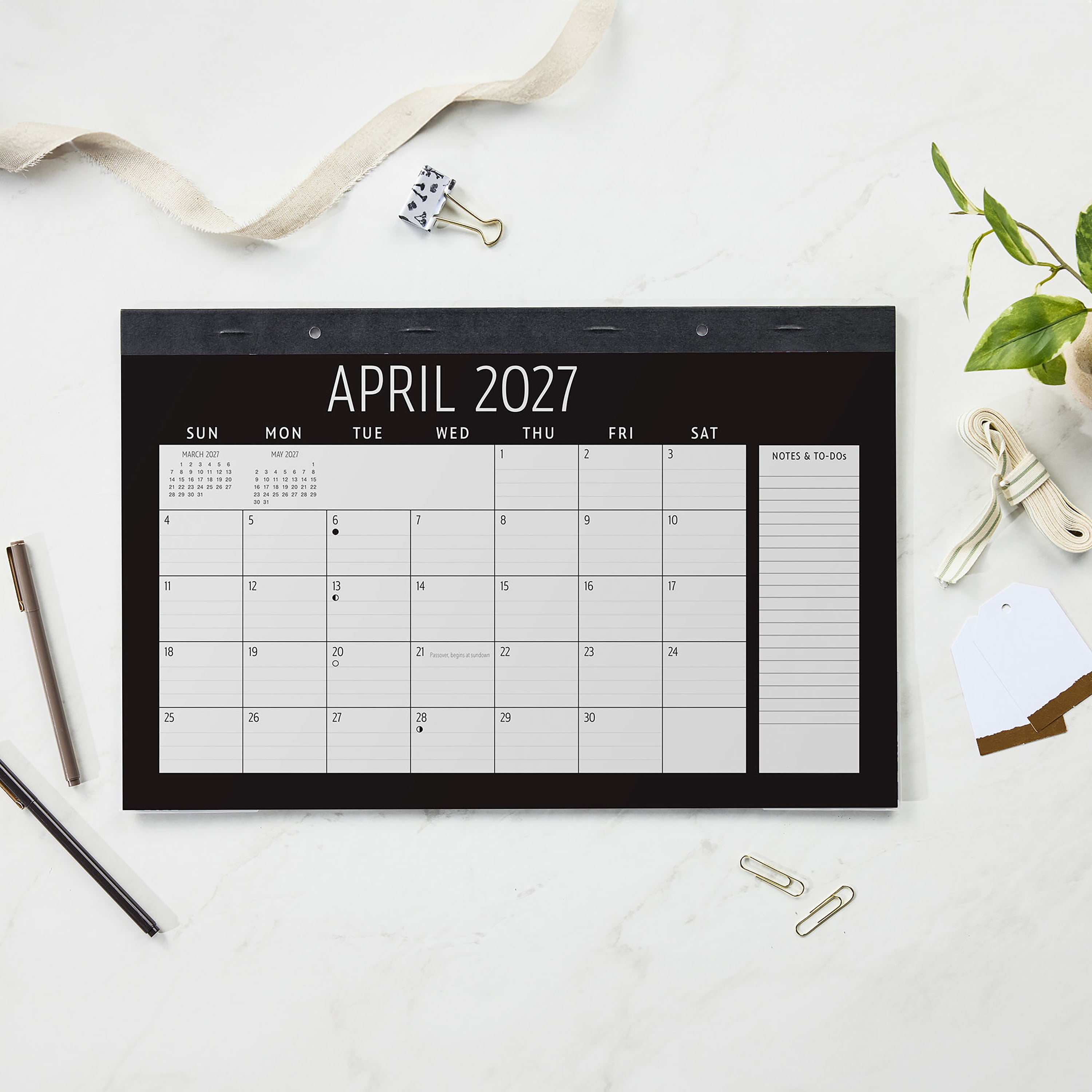Pen+Gear 2027 Black Desk Pad Calendar 17x11 January-December