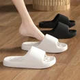 thumbnail image 2 of Zapatillas suaves de EVA para mujer, chanclas planas informales para interior del hogar, zapatillas antideslizantes para baño, zapatos deslizantes de playa para exteriores para hombre, 2 of 7