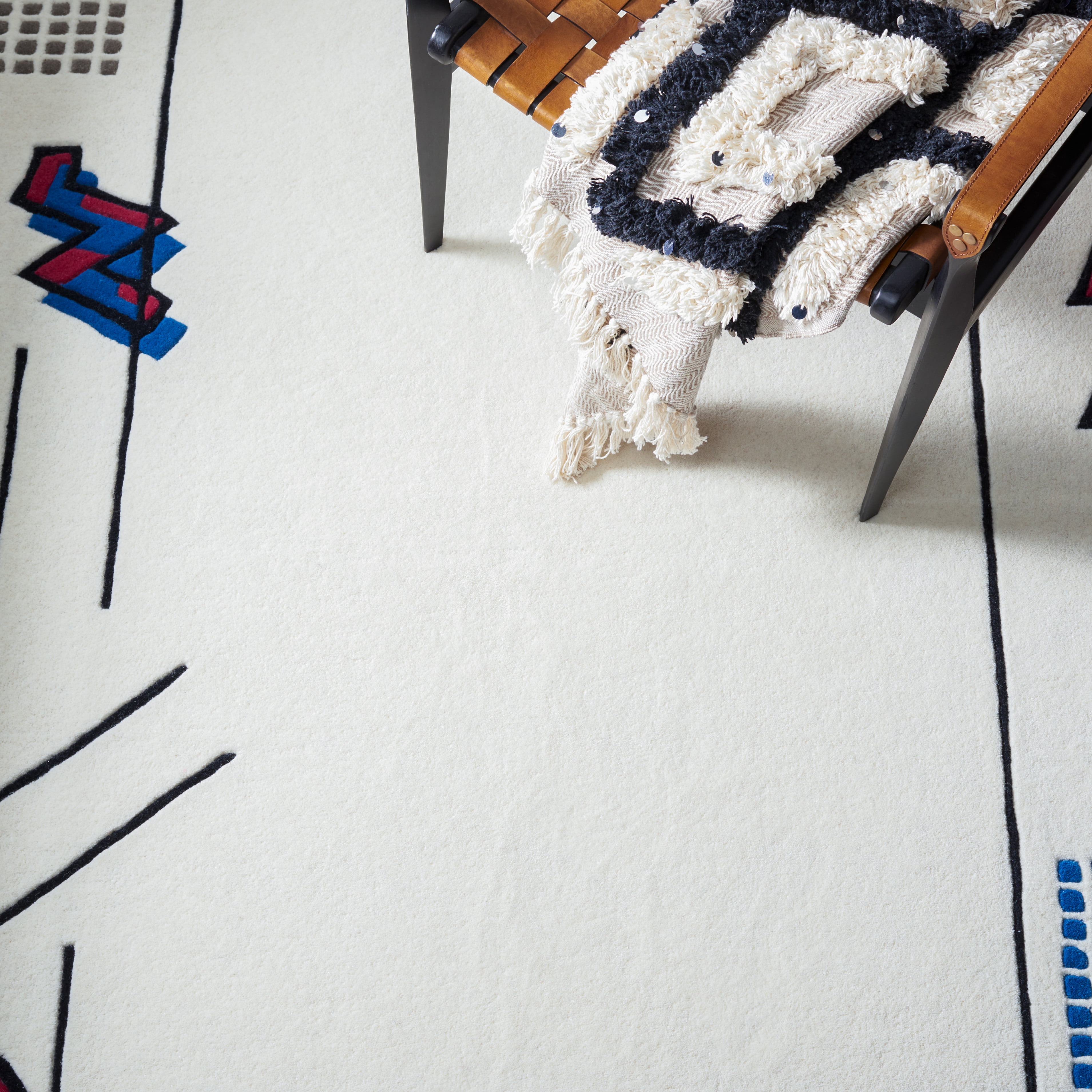 SAFAVIEH Fifth Avenue Cynthia Abstract Runner Rug, Ivory/Blue, 2'3" x 9'