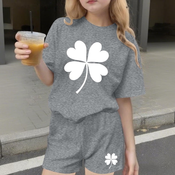 Conjuntos de blusas y camisas de cuello redondo y manga corta para niños Conjunto de dos piezas de blusas de cuello redondo y manga corta con estampado del Día de San Patricio para niños Niños poliést
