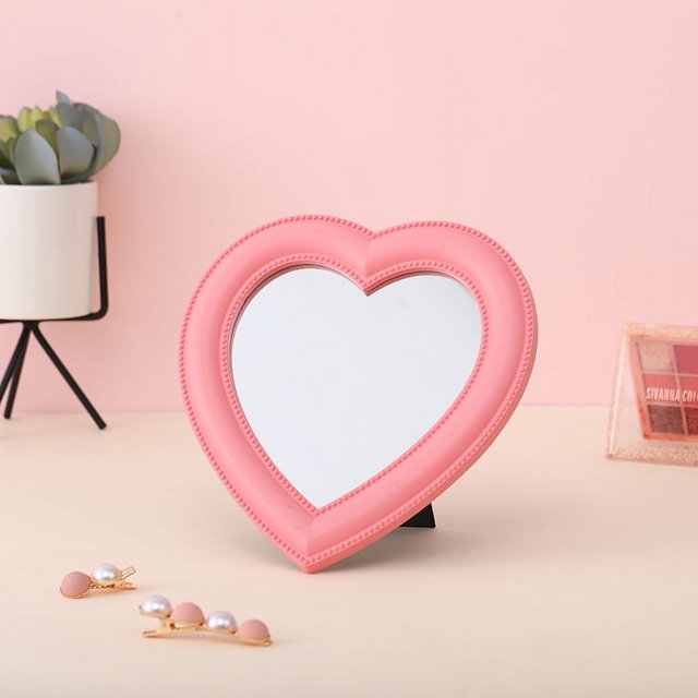 Espejo de maquillaje de amor, tamaño pequeño, en forma de corazón, para colgar en la pared, espejo decorativo para dormitorio de estudiantes y niñas