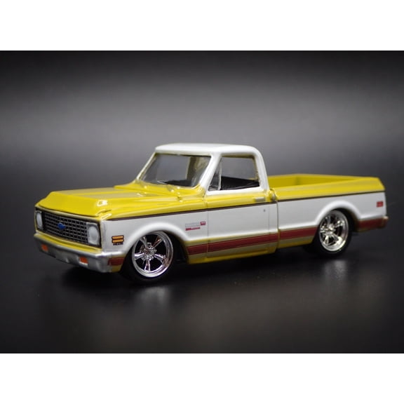 Open Box 1972 72 CHEVY CHEVROLET C10 PICKUP TRUCK SHORT BED 1/64 SCALE DIECAST MODEL CAR