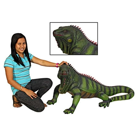 Giant Iggy the Iguana Reptile Statue