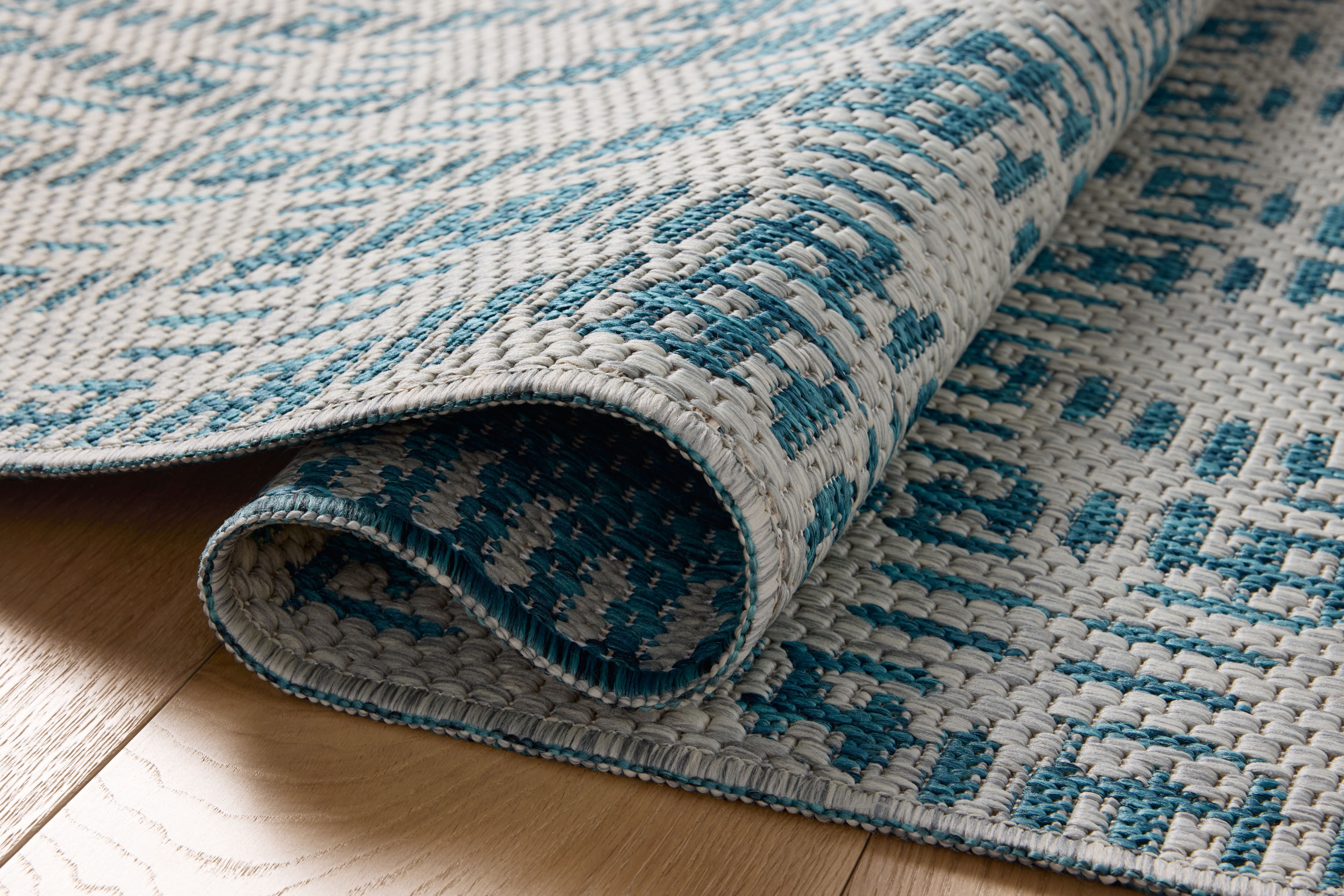 Indoor Outdoor Reversible Loloi Easton Fog / Teal 18" x 18" Sample Rug