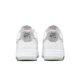thumbnail image 5 of Tenis Nike para Mujer Air Force 1 07 LX, 5 of 5