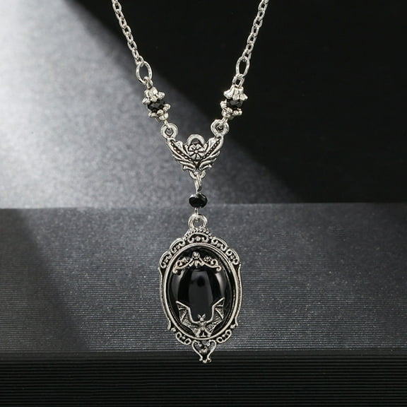 Naierhg Vintage Pendant Necklace Exquisite Gothic Halloween Bat Necklace for Party