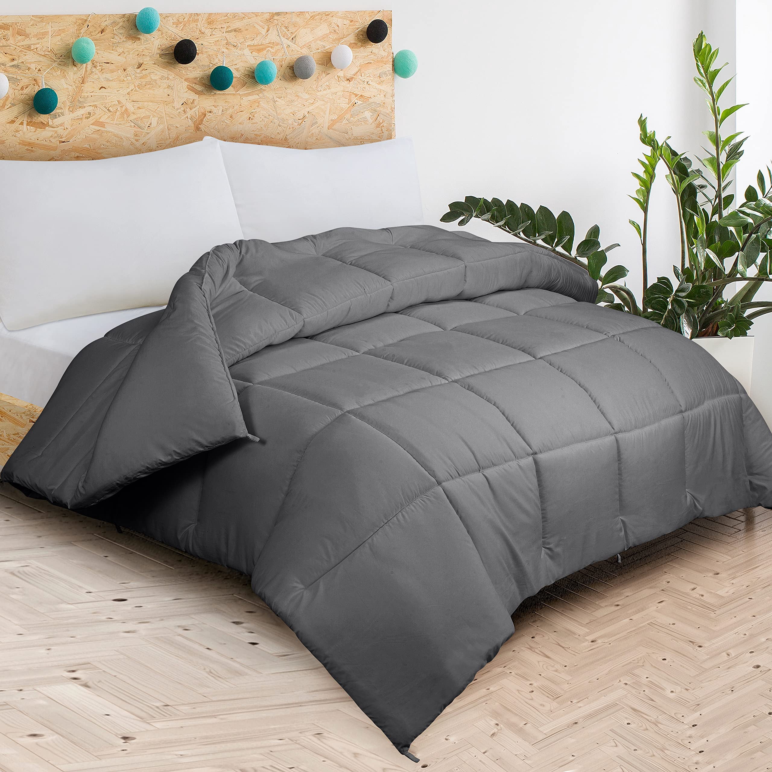 ROYALE California King Comforter - All Season Down Alternative Bedding Comforters - Lightweight Quilted Comforter with Corner Tab- Soft Luxury Hotel Comforters- Box Stitch Duvet Insert (KingCal Grey)