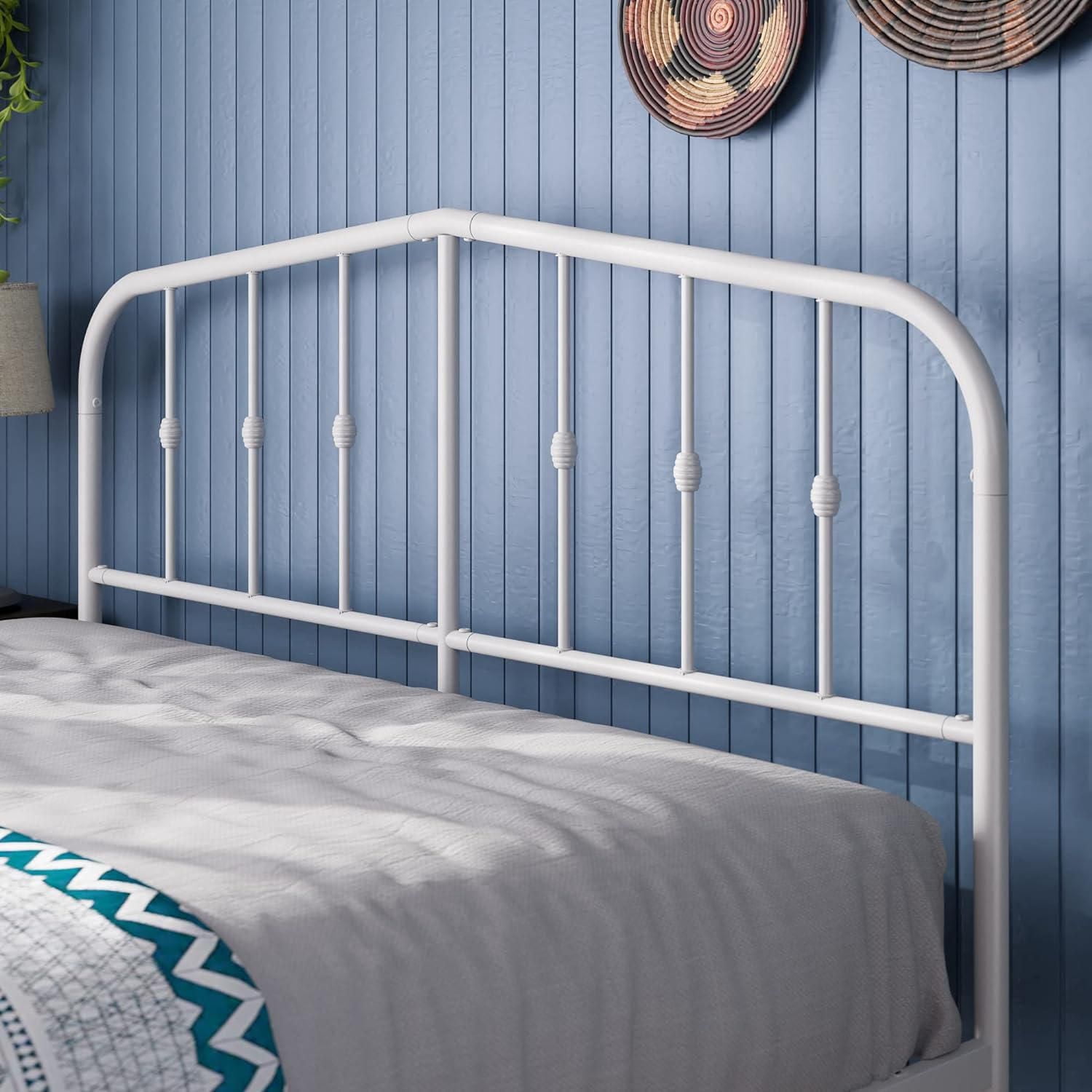 Cadre de lit plateforme en métal Zinus Heidi de 42.5 po, blanc