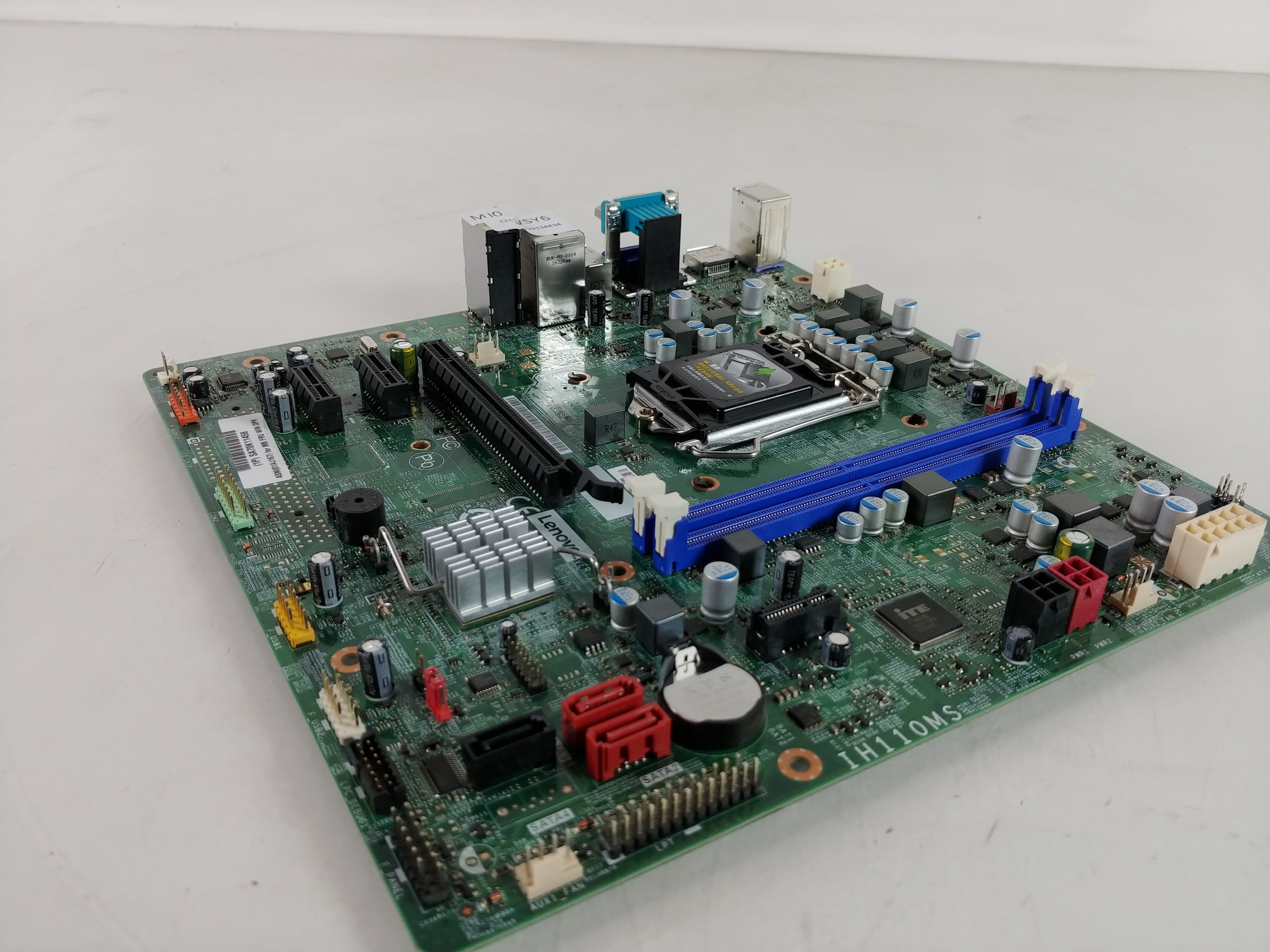 RefurbishLenovo 01AJ167 ThinkCentre M700 LGA 1151/Socket H4 DDR4 Desktop Motherboard