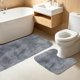 thumbnail image 2 of Juego de alfombrillas de baño de felpa para inodoro y ducha, suaves, absorbentes de agua, antideslizantes, de terciopelo polar, lavables a máquina, de secado rápido, decoración para el suelo del baño, 2 of 6