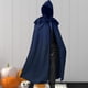 thumbnail image 4 of Disfraz Premium Capa con capucha básica de estilo vintage para hombre, capa gótica con capucha suelta para fiesta de Halloween Ygjytge Azul T M para Hombre, 4 of 5