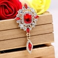 thumbnail image 4 of Broche geométrico Sonducket para mujer aleación cristal rojo, 4 of 6