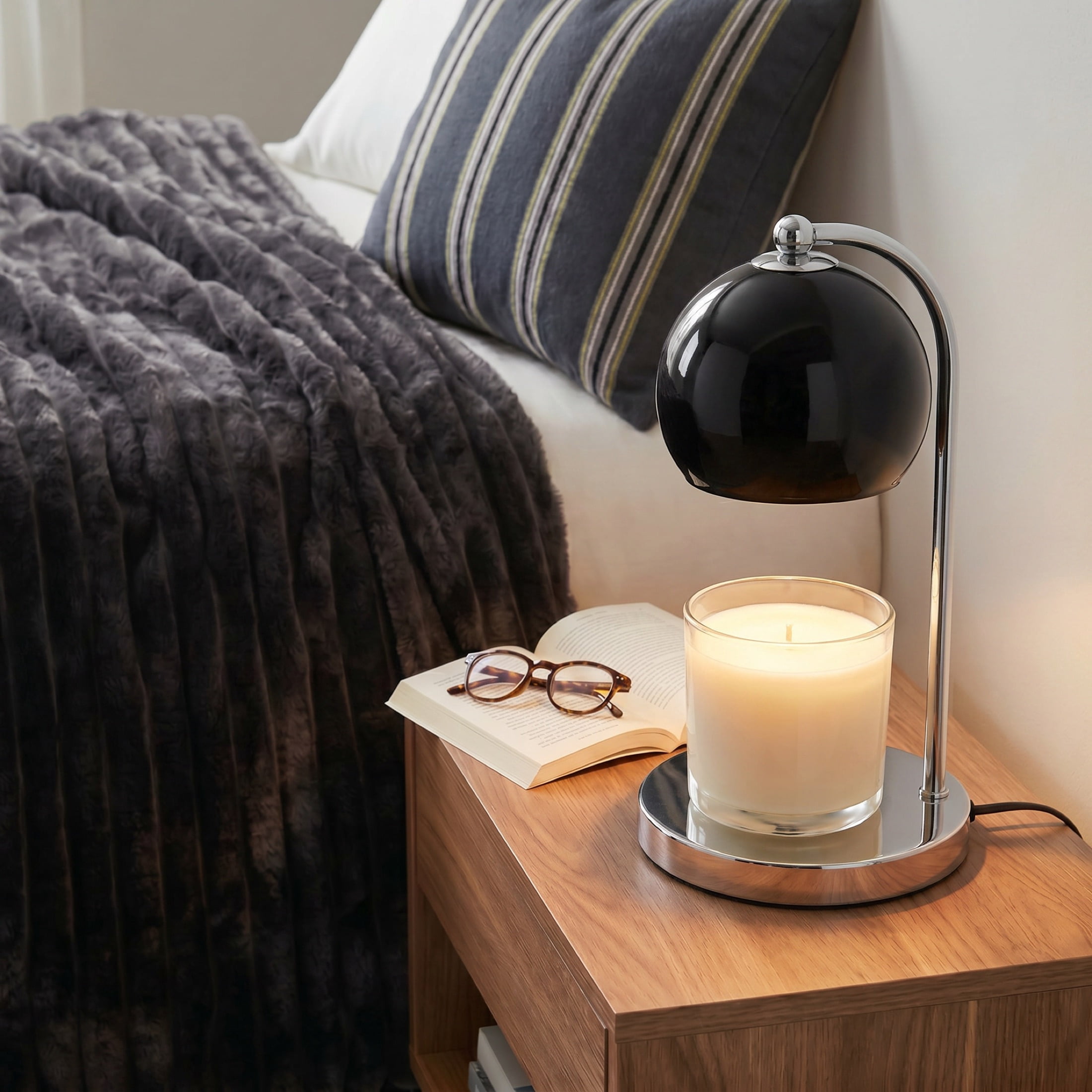 Mainstays Black and Silver Candle Warmer Lamp