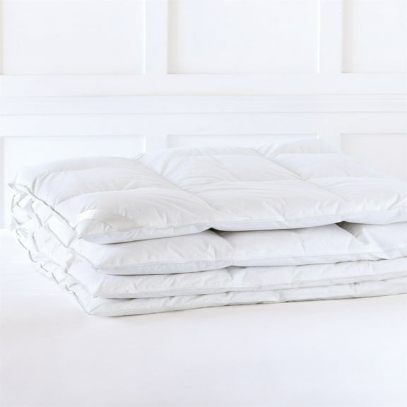 Alexander Comforts Resort Medium White Down Comforter - Full