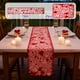 thumbnail image 1 of Camino de mesa y mantel individual de encaje con forma de corazón para San Valentín | Tejido de poliéster rojo | Camino de mesa de 180 x 30 cm y mantel individual de 45 x 30 cm | Decoración, 1 of 5